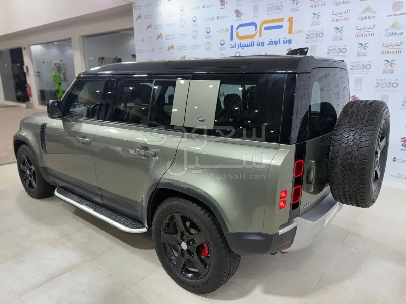 2020 لاند روفر ديفيندر اس اي