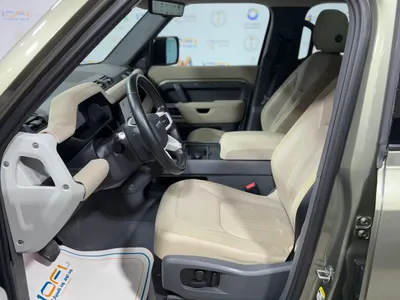 2020 لاند روفر ديفيندر اس اي