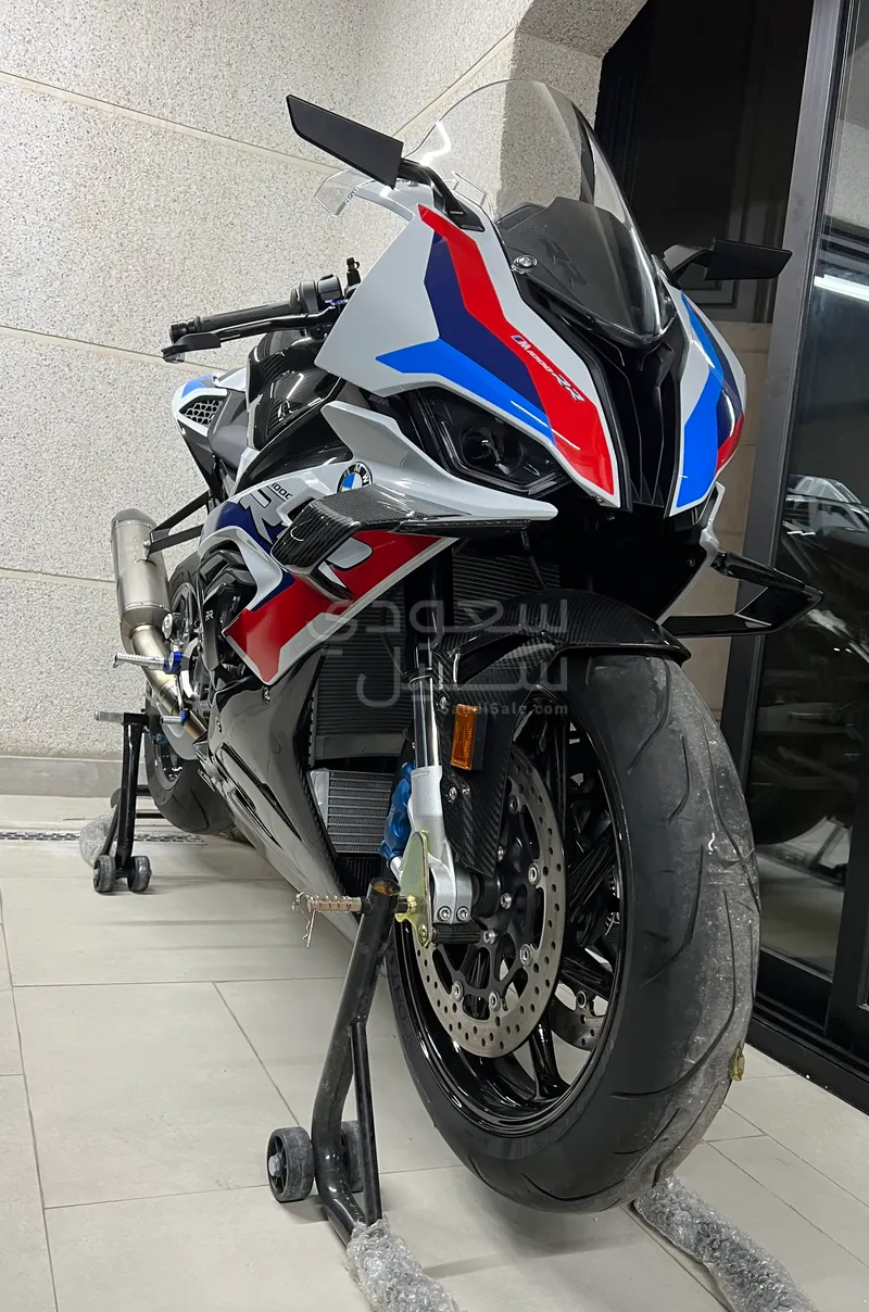 2022 بي ام دبليو دراجة نارية إس 1000 أر أر