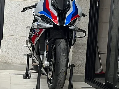 2022 بي ام دبليو دراجة نارية إس 1000 أر أر