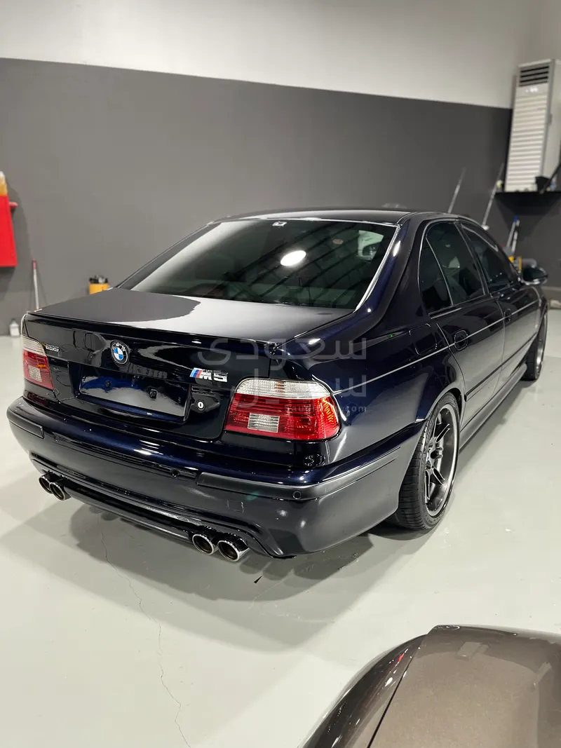 1999 بي ام دبليو الفئة ام إم 5