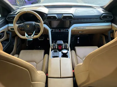 2021 لمبرجيني اوروس