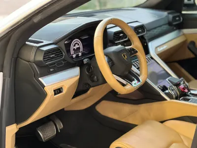 2021 لمبرجيني اوروس