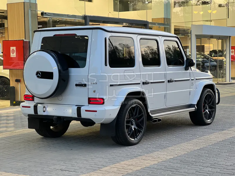 2022 مرسيدس - بنز جي 63 أي إم جي