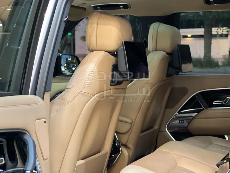 2023 لاند روفر رينج روفر اتش اس اي