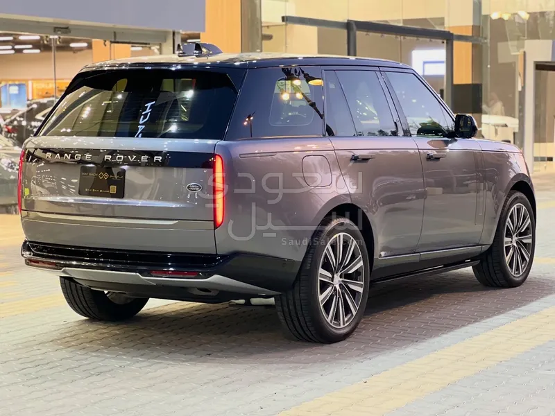 2023 لاند روفر رينج روفر اتش اس اي