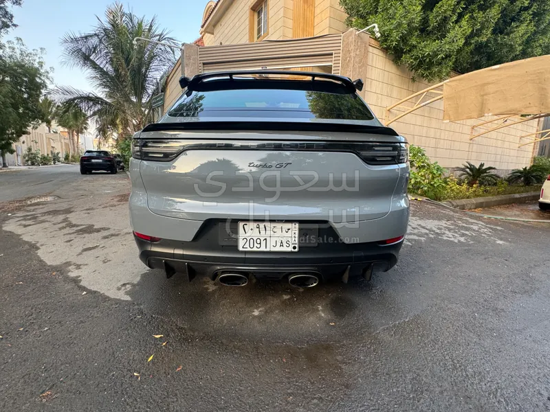 2023 Porsche Cayenne Turbo GT