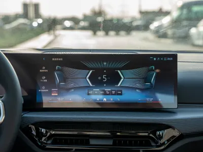 2026 بي ام دبليو الفئة الثالثة 325 أي