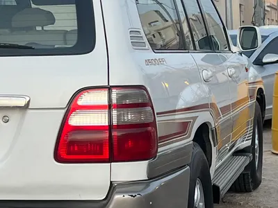 2003 تويوتا لاند كروزر جي اكس ار