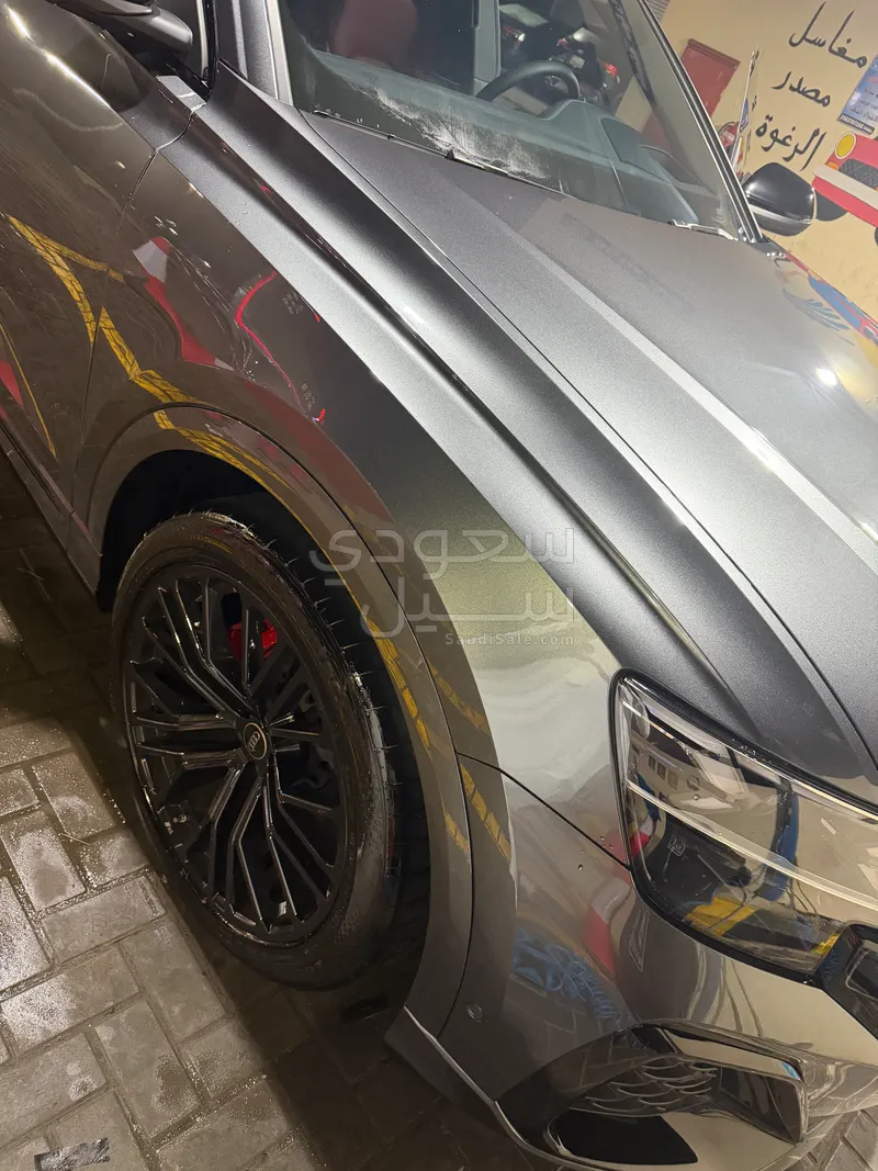 2025 اودي كيو 8 اس لاين