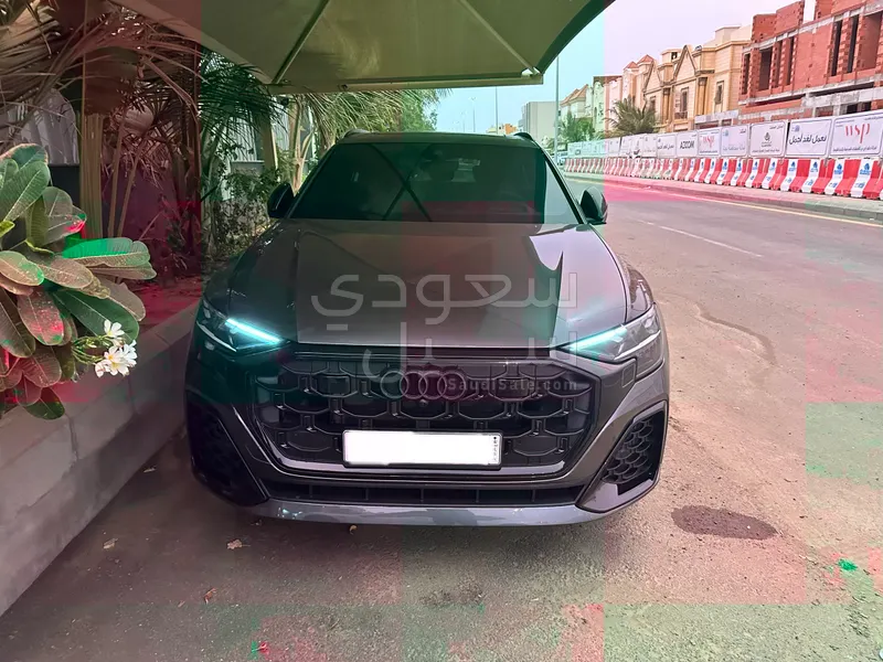 2025 اودي كيو 8 اس لاين