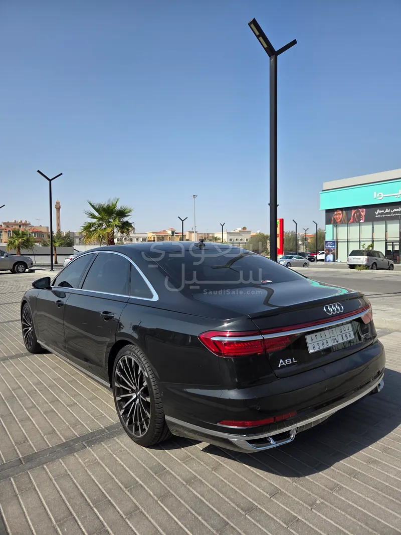 2021 اودي اي 8