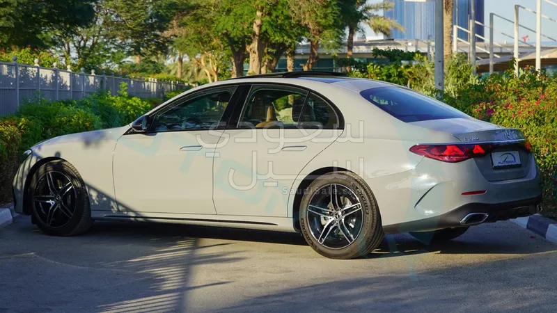 2026 مرسيدس - بنز إي 200 أي إم جي