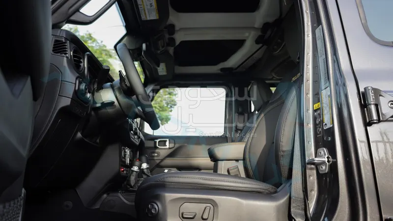 2025 جييب رانجلر ربيكون