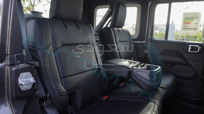 2025 جييب رانجلر ربيكون