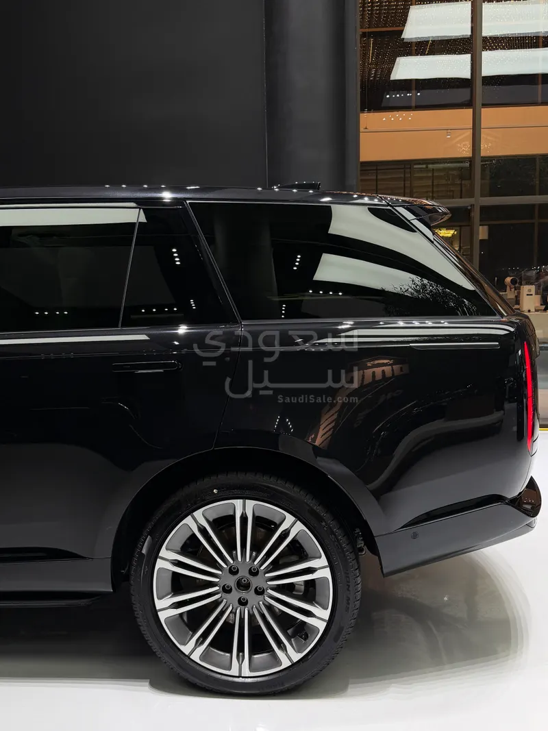 2026 لاند روفر رينج روفر اتش اس اي