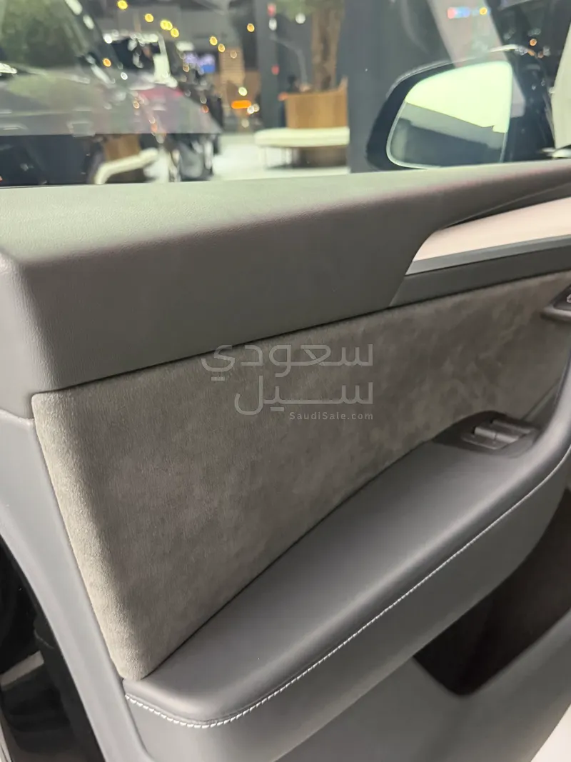 2023 تيسلا موديل واي