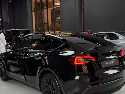 2023 تيسلا موديل واي