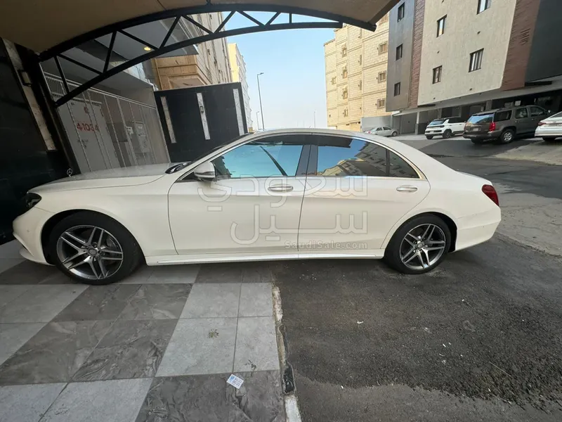 2017 مرسيدس - بنز إس 550