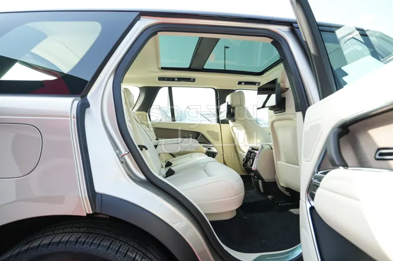 2026 لاند روفر رينج روفر فوج اتش اس اي