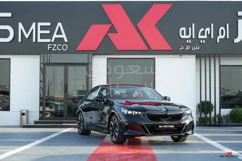 2026 بي ام دبليو الفئة الخامسة 530 إم كت