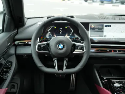 2026 بي ام دبليو الفئة الخامسة 530 إم كت