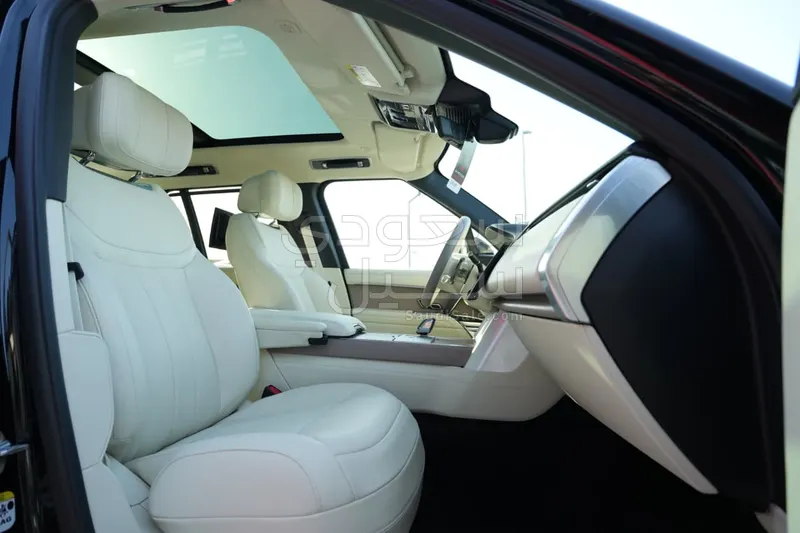 2026 لاند روفر رينج روفر فوج اوتوبيوغرافي