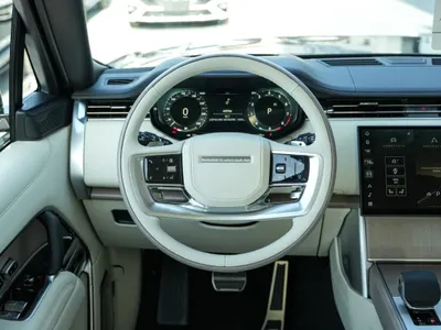 2026 لاند روفر رينج روفر فوج اوتوبيوغرافي