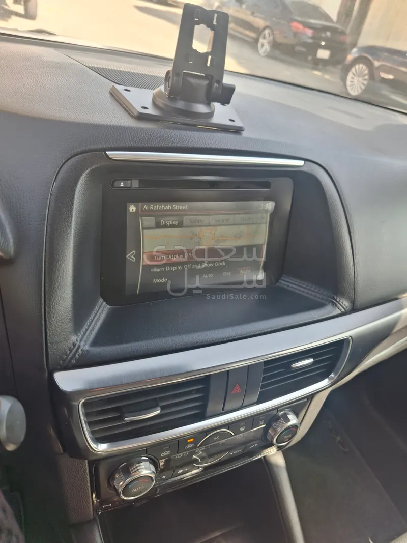 2016 مازدا سي اكس 5 سقنتشر