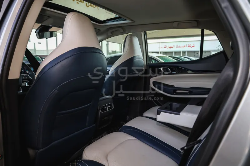 2025 جيتور اكس 50 بريميوم