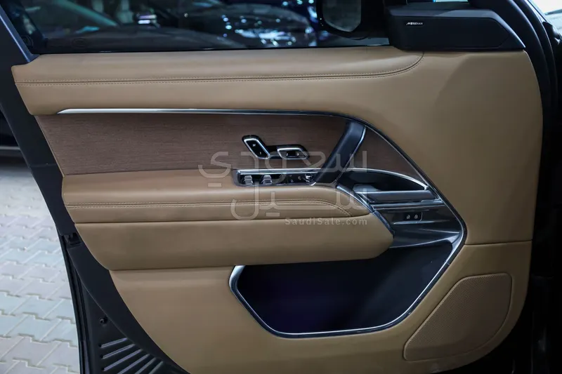 2023 لاند روفر رينج روفر فوج اس اي