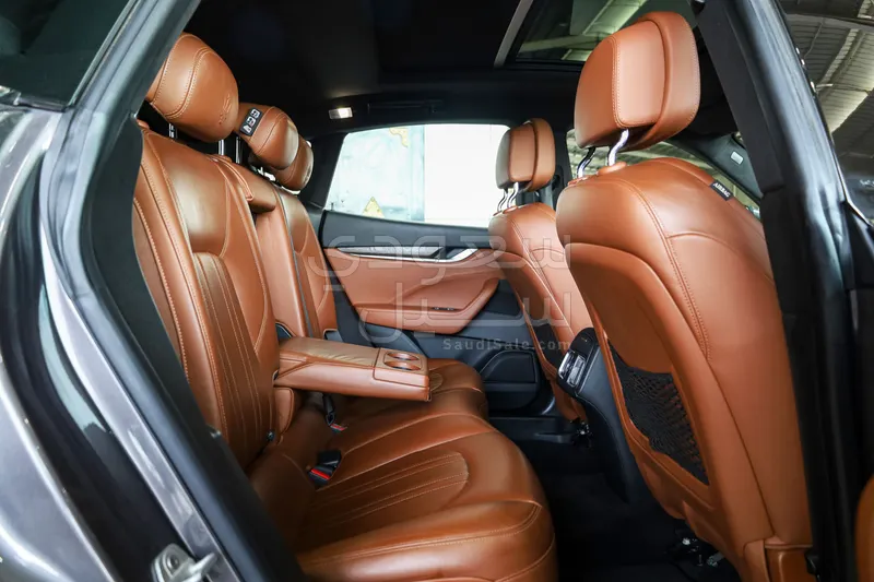 2017 مازيراتي ليفانتي