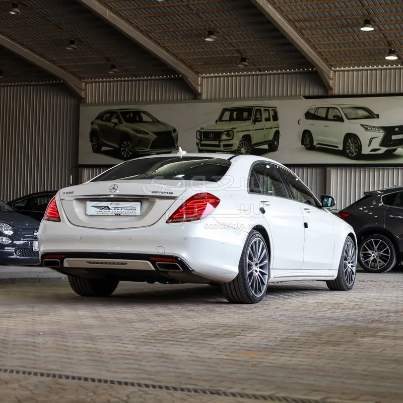 2015 مرسيدس - بنز إس 400