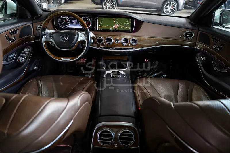 2015 مرسيدس - بنز إس 400