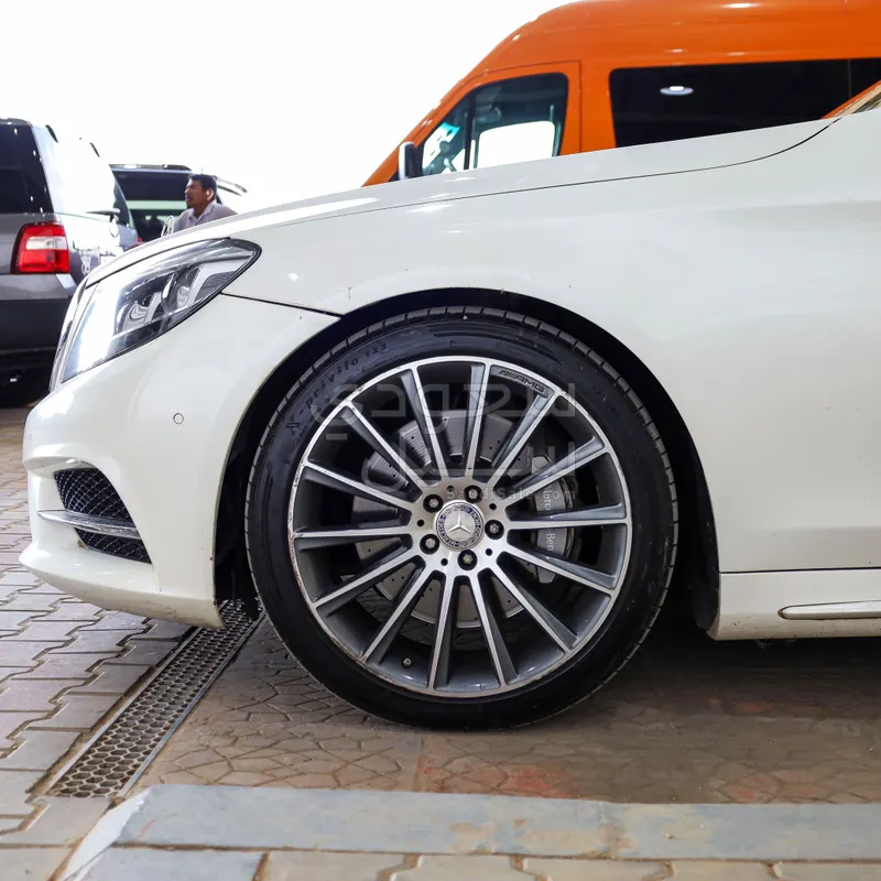 2015 مرسيدس - بنز إس 400