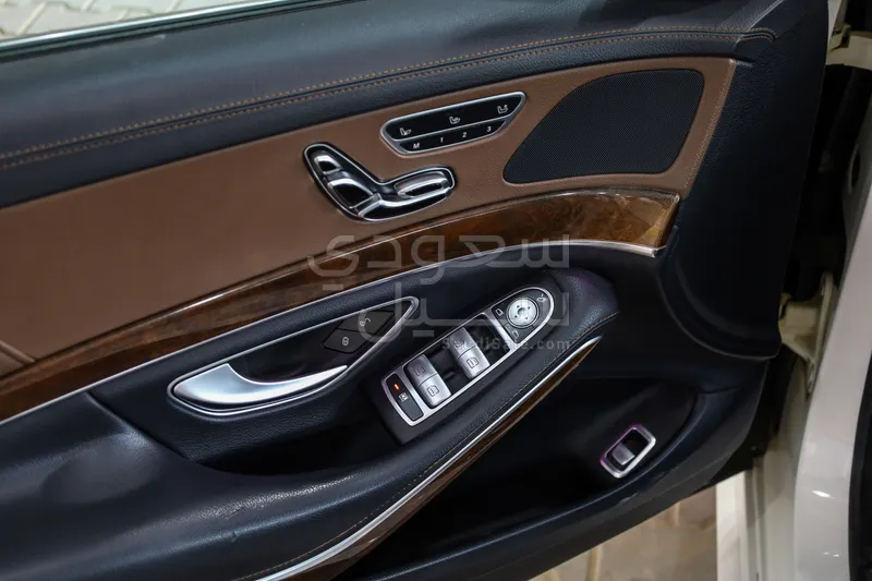 2015 مرسيدس - بنز إس 400