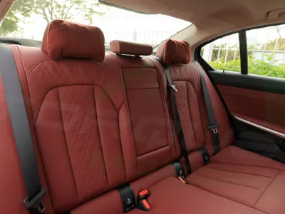 2026 بي ام دبليو الفئة الثالثة 325 أي