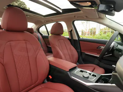 2026 بي ام دبليو الفئة الثالثة 325 أي