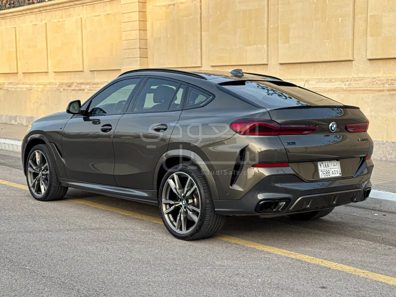 2022 بي ام دبليو الفئة اكس 6 إم 50 أي