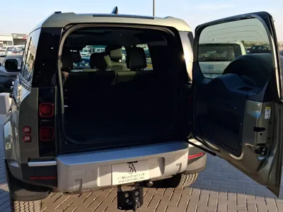 2022 لاند روفر ديفيندر 110