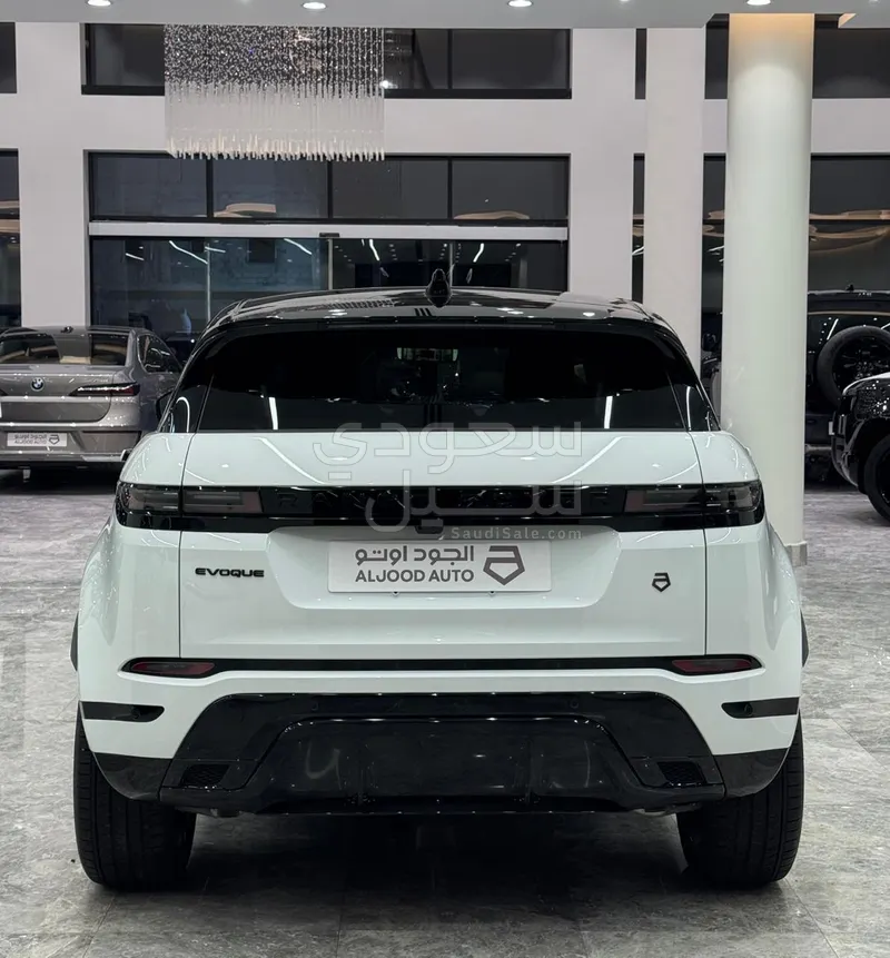 2025 لاند روفر رينج روفر ايفوك داينمك