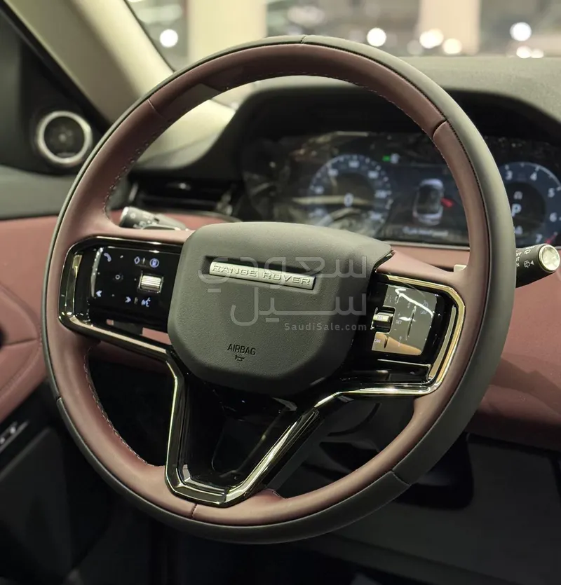 2025 لاند روفر رينج روفر ايفوك داينمك