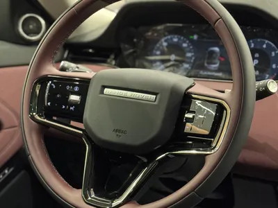 2025 لاند روفر رينج روفر ايفوك داينمك