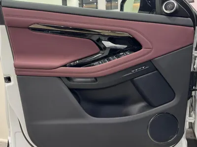 2025 لاند روفر رينج روفر ايفوك داينمك