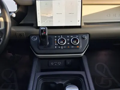 2022 لاند روفر ديفيندر 110