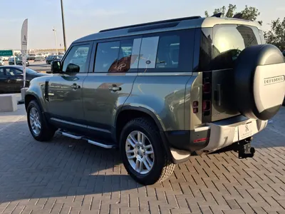 2022 لاند روفر ديفيندر 110