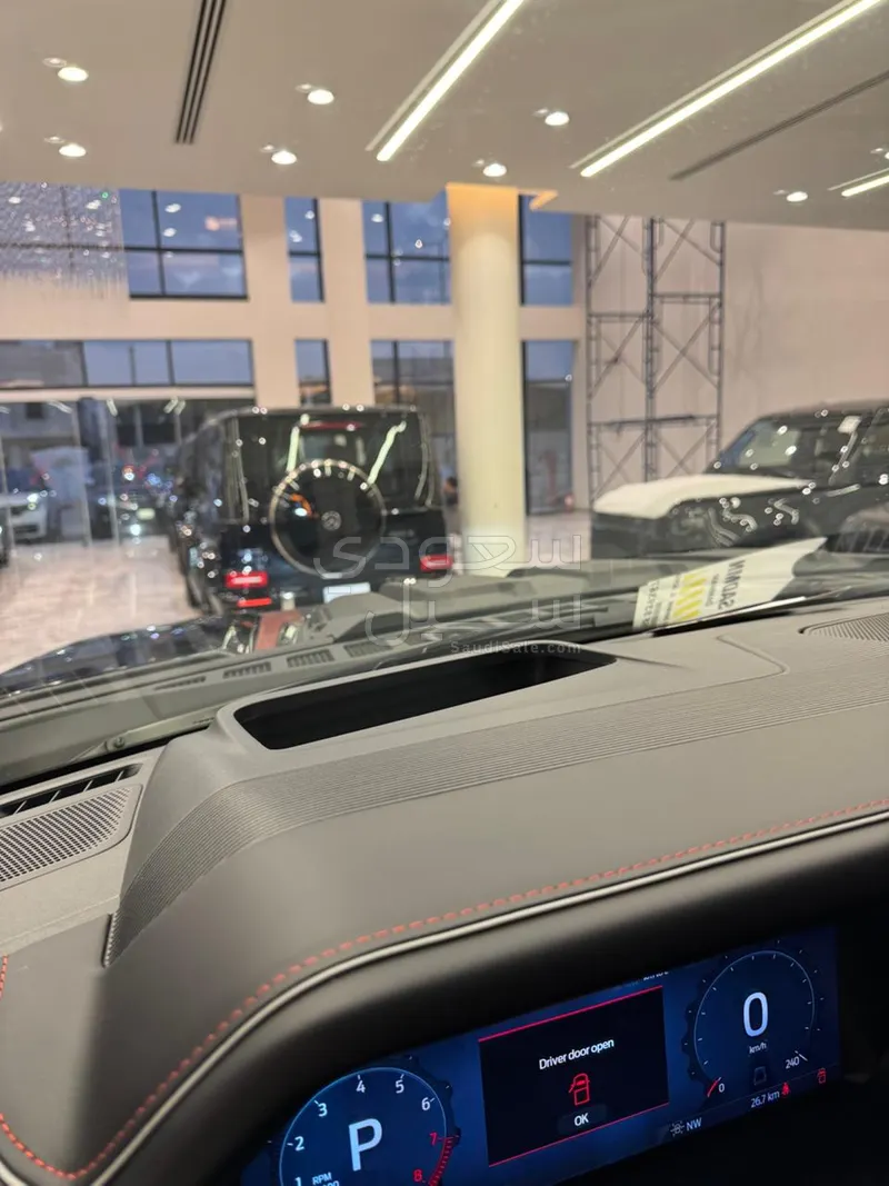 2025 فورد اف 150 رابتور ار