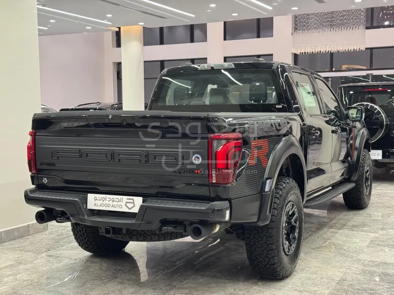 2025 فورد اف 150 رابتور ار