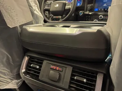 2025 فورد اف 150 رابتور ار