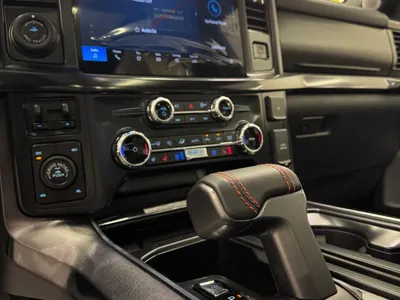 2025 فورد اف 150 رابتور ار